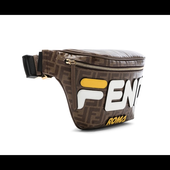 fendi roma fanny pack